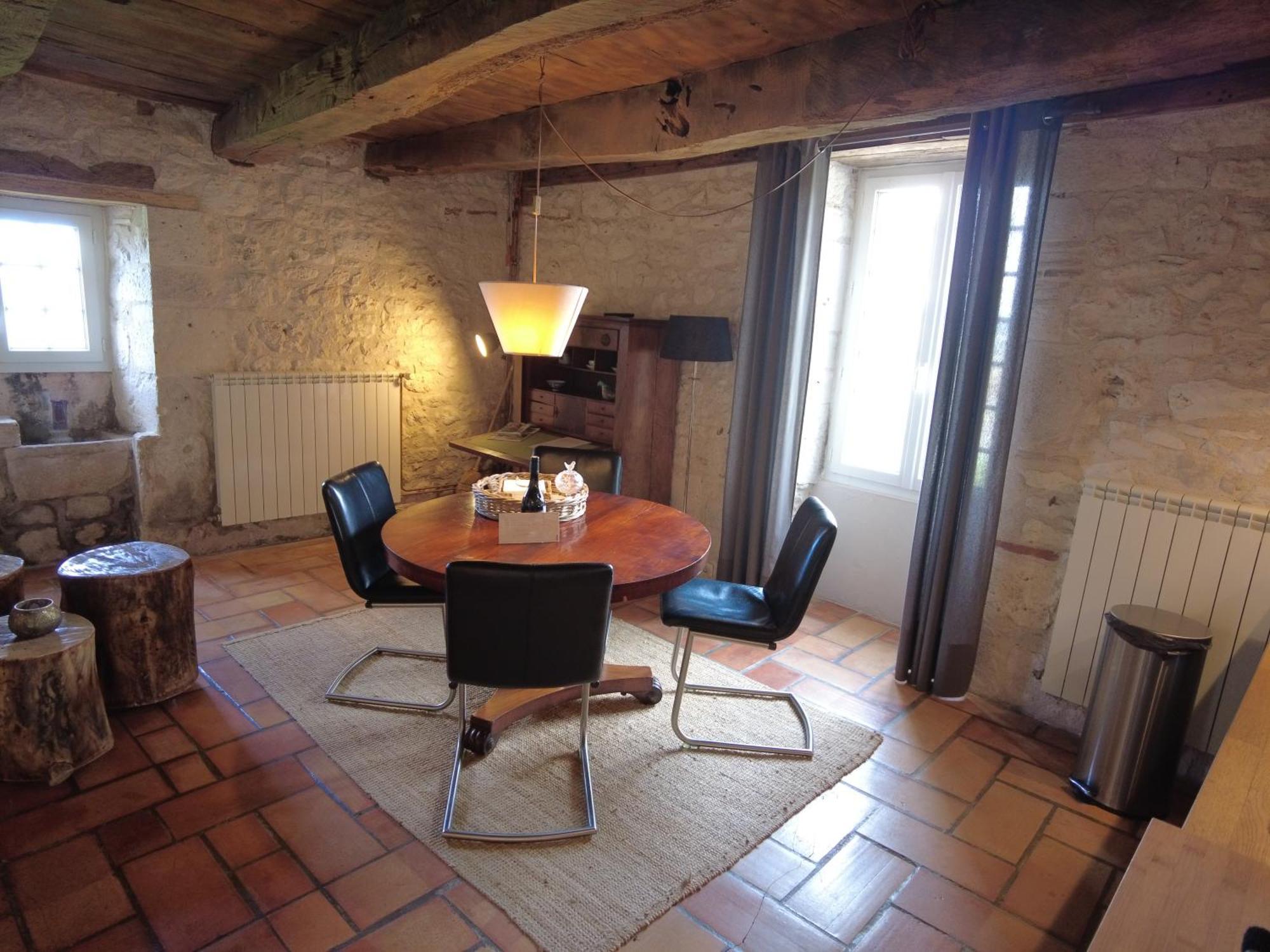 Bergerie Le Vieux Manoir Daire Valeilles Dış mekan fotoğraf