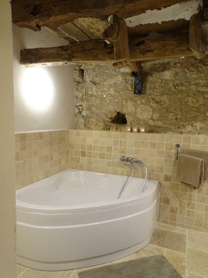 Bergerie Le Vieux Manoir Daire Valeilles Dış mekan fotoğraf